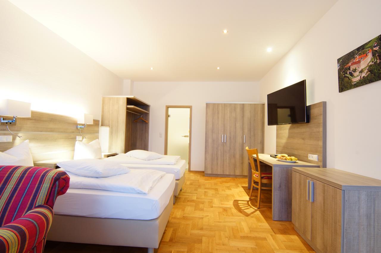 Hotel Spitzenpfeil 3*